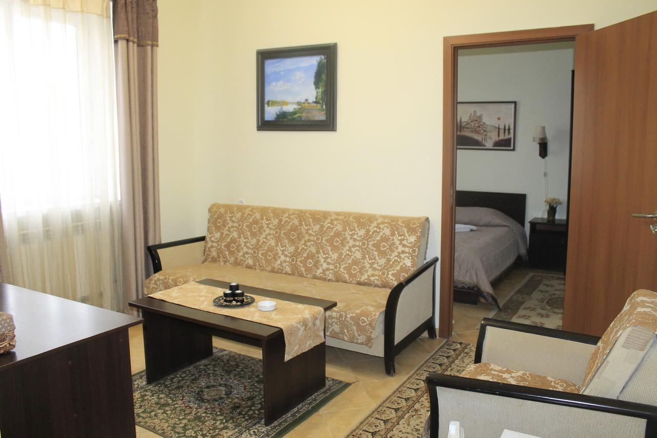 Hotel Vangogh 크즐오르다 외부 사진
